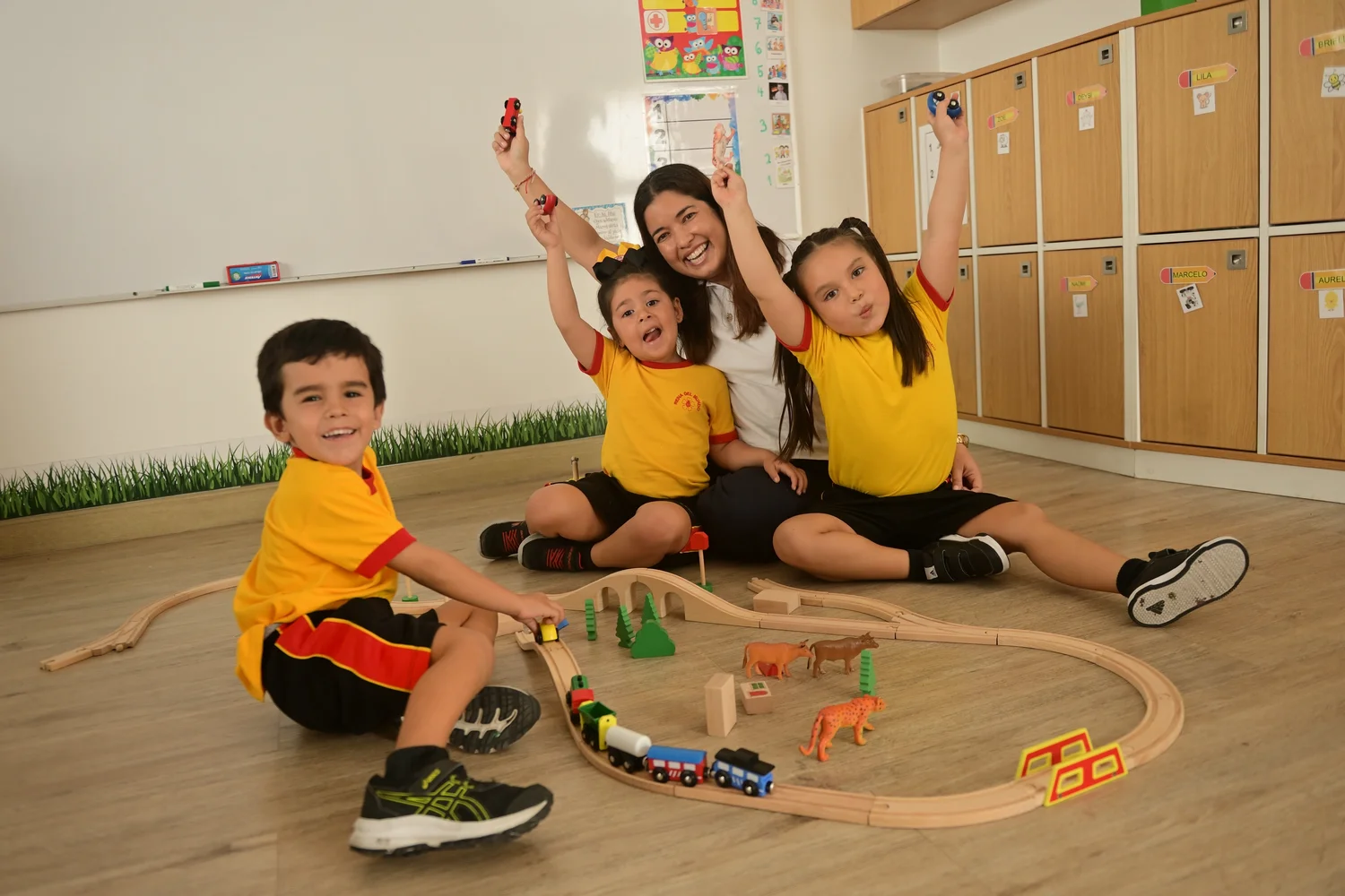 KINDERGARTEN ENTORNO CALIDO